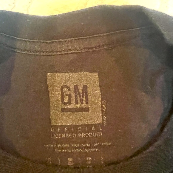 GM Official Corvette Crop - Picture 5 of 6